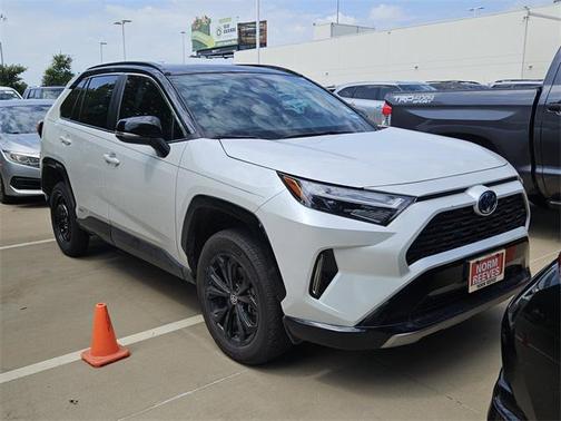2024 Toyota RAV4 Hybrid SE