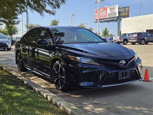 2019 Toyota Camry XSE