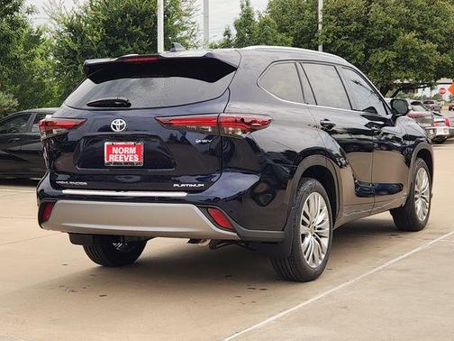 Blueprint 2026 Toyota Highlander Hybrid Platinum