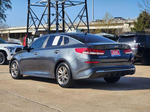 2020 Kia Optima LX
