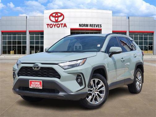 2023 Toyota RAV4 XLE Premium