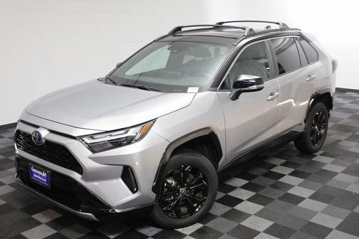 2022 Toyota RAV4 Hybrid SE