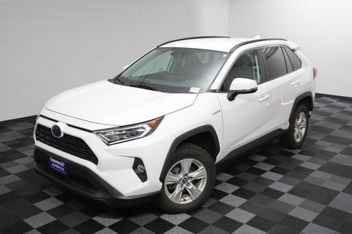 2020 Toyota RAV4 Hybrid XLE