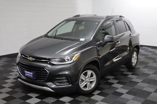 Gray Metallic 2018 Chevrolet Trax LT