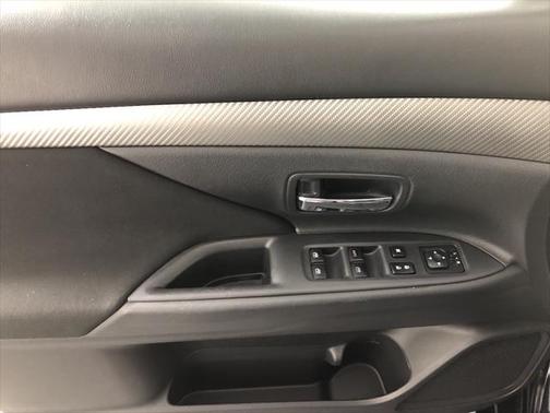 2017 Mitsubishi Outlander SE