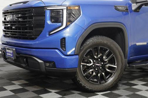 Dynamic Blue Metallic 2022 GMC Sierra 1500 Elevation