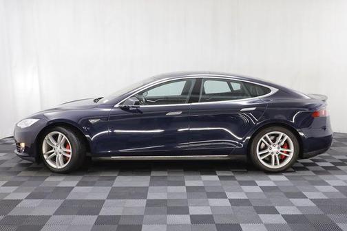 2015 Tesla Model S 85D