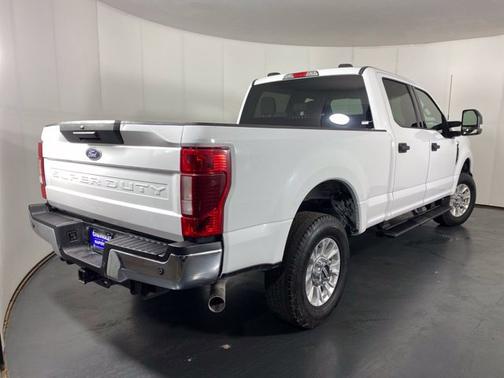 Oxford White 2022 Ford F-250 XLT