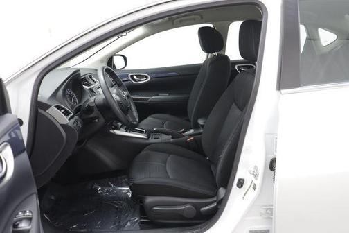 Aspen White 2018 Nissan Sentra SR