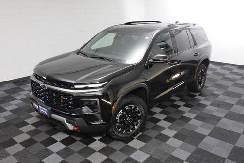 Mosaic Black Metallic 2025 Chevrolet Traverse AWD Z71