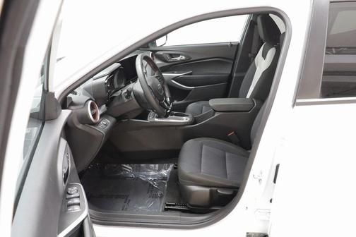 2025 Chevrolet Trax FWD 1RS