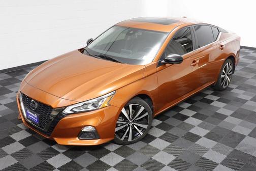 2020 Nissan Altima SR Intelligent AWD