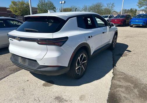 Summit White 2025 Chevrolet Equinox EV LT