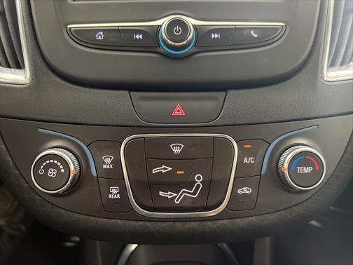2017 Chevrolet Malibu 1LT