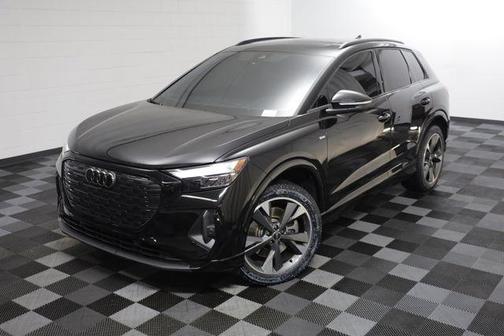 Mythos Black Metallic 2023 Audi Q4 e-tron Premium Plus 50 quattro