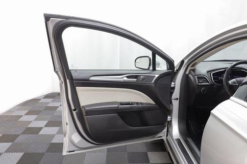 2016 Ford Fusion Titanium