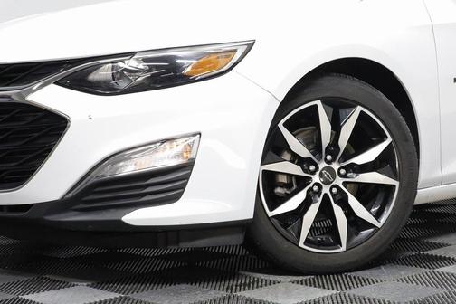 2022 Chevrolet Malibu FWD RS