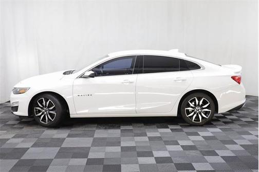 2022 Chevrolet Malibu FWD RS