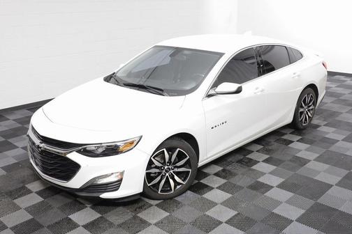 2022 Chevrolet Malibu FWD RS