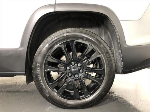 2023 GMC Acadia FWD SLE