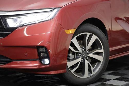 Radiant Red Metallic II 2023 Honda Odyssey Touring
