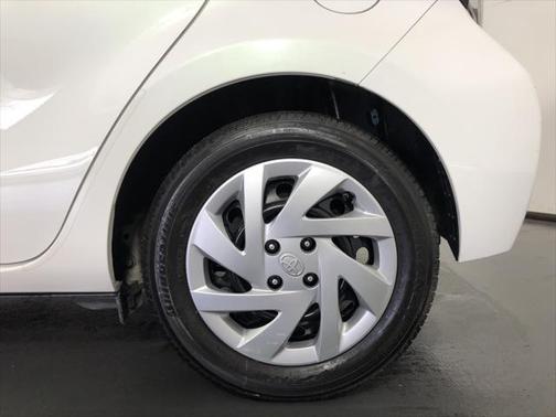 2015 Toyota Prius c Two