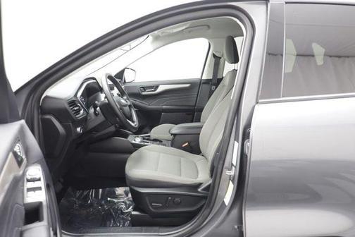 Carbonized Gray Metallic 2022 Ford Escape SE