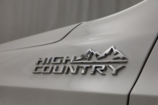 2023 Chevrolet Tahoe 4WD High Country