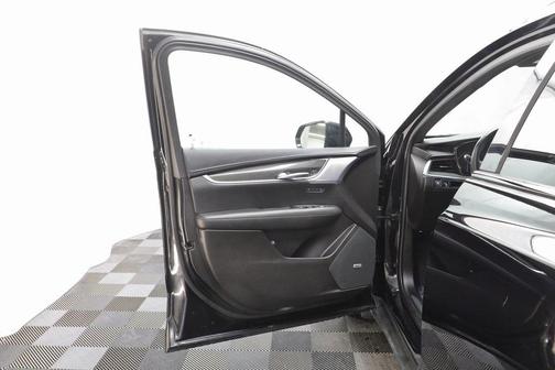 2023 Cadillac XT5 Sport