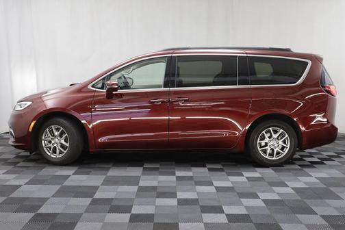 Velvet Red Pearlcoat 2021 Chrysler Pacifica Touring