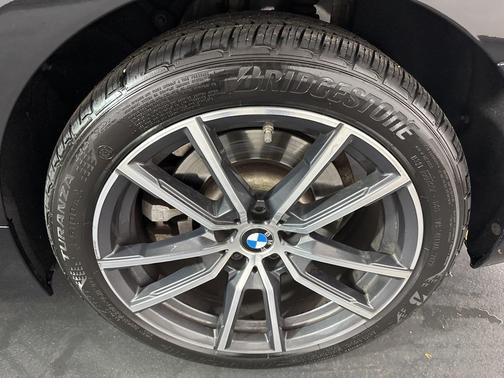 2022 BMW 330 xDrive