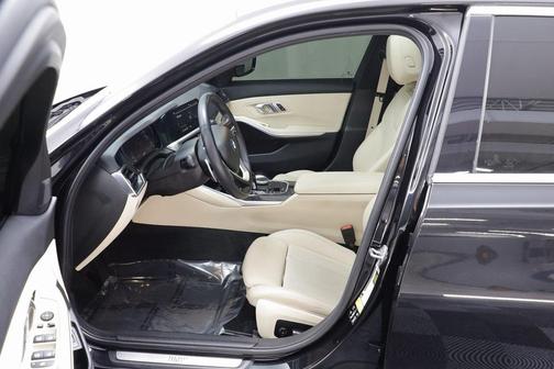 2022 BMW 330 xDrive