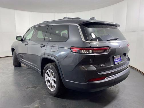 Gray Metallic 2022 Jeep Grand Cherokee L Limited