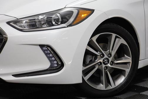 2017 Hyundai ELANTRA Limited