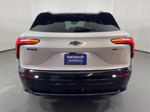 Pearl 2024 Chevrolet Blazer EV RS