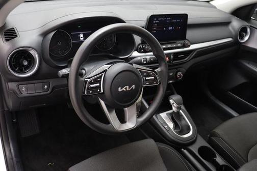 Snow White Pearl 2024 Kia Forte LXS