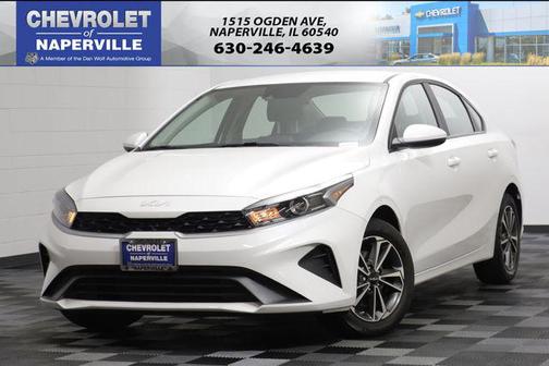 Snow White Pearl 2024 Kia Forte LXS