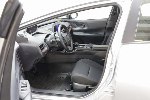 2024 Toyota Prius Prime SE
