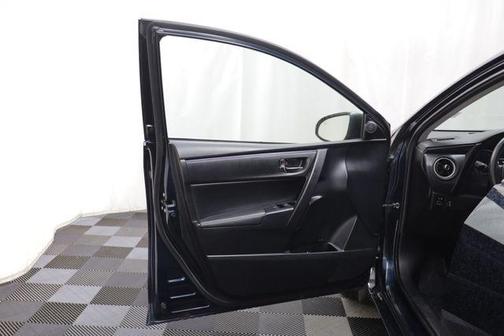 Galactic Aqua Mica 2018 Toyota Corolla SE