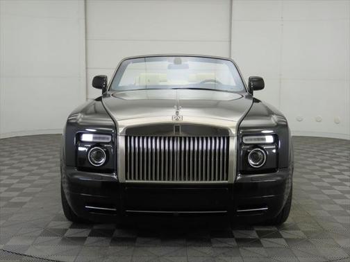 2012 Rolls-Royce Phantom Drophead Coupe Base