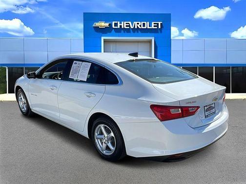 2017 Chevrolet Malibu 1LS