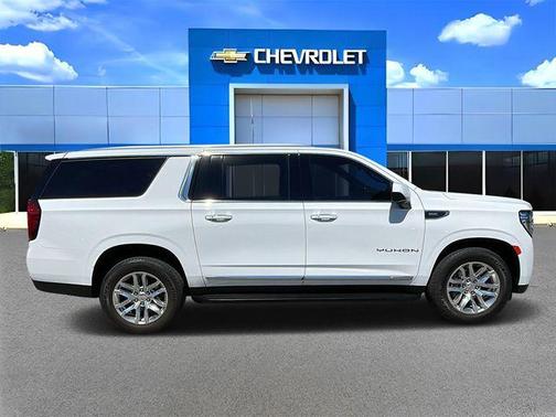 2023 GMC Yukon XL SLT