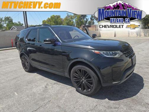 Black 2017 Land Rover Discovery HSE LUXURY