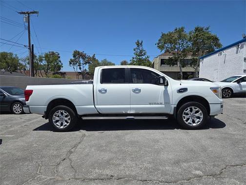 2020 Nissan Titan XD SV