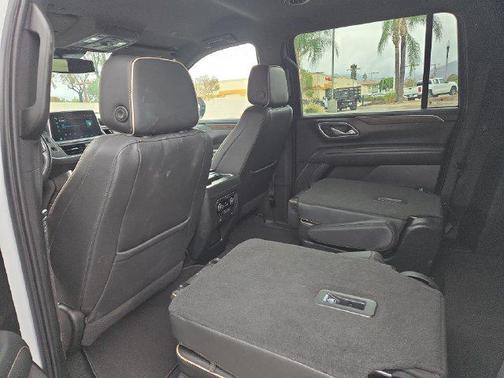 Summit White 2023 Chevrolet Suburban Premier