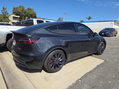 2024 Tesla Model Y Performance Dual Motor All-Wheel Drive