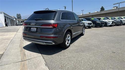 2021 Audi Q7 45 Premium Plus