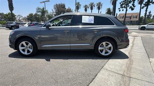 2021 Audi Q7 45 Premium Plus
