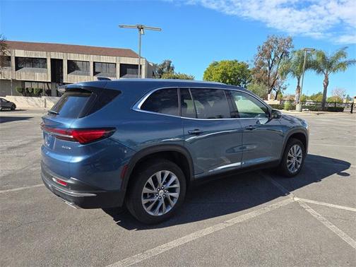 2025 Buick Enclave Preferred FWD