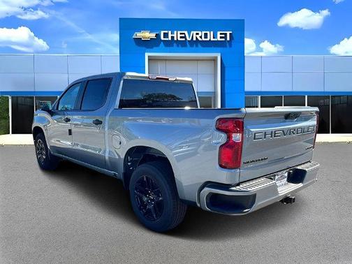 Sterling Gray Metallic 2026 Chevrolet Silverado 1500 Custom